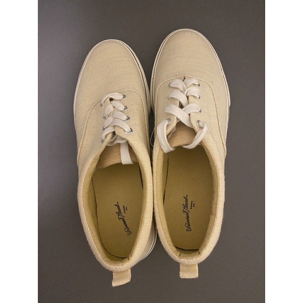 Universal Thread Women's Size 8 Cream Lace Up Apparel Sneakers New